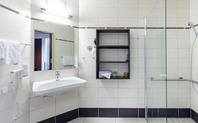 eduCARE Hotel