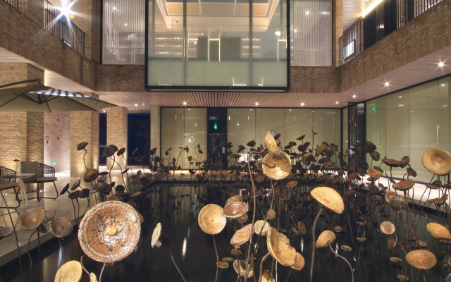 Yinju Jingde Art Hotel