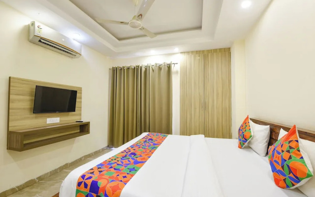 Fabhotel Alpha Stayz