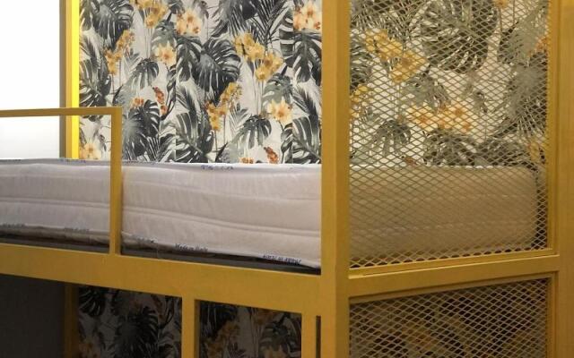 H Hostel Friendly Accommodation