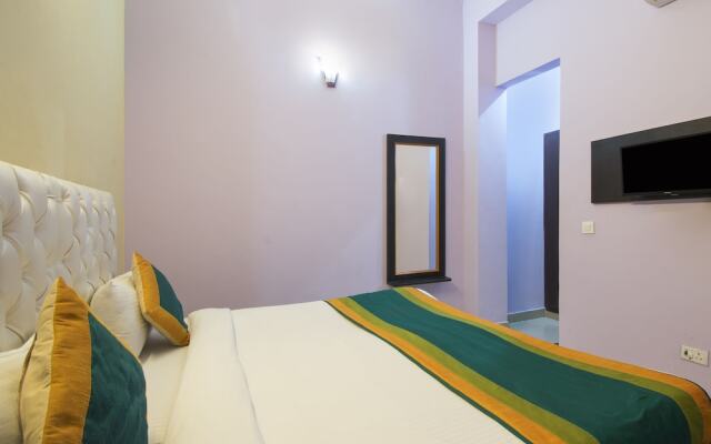 OYO 9935 Hotel Mango House