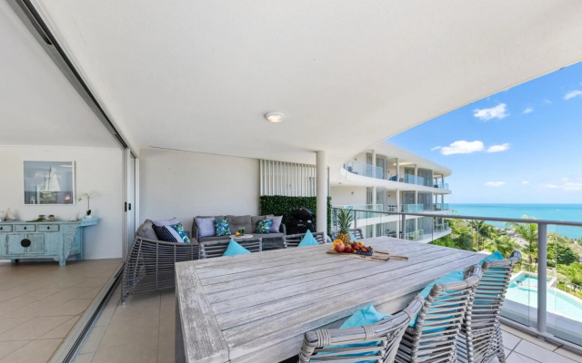 Ocean Dreams On Airlie 2 Bedroom