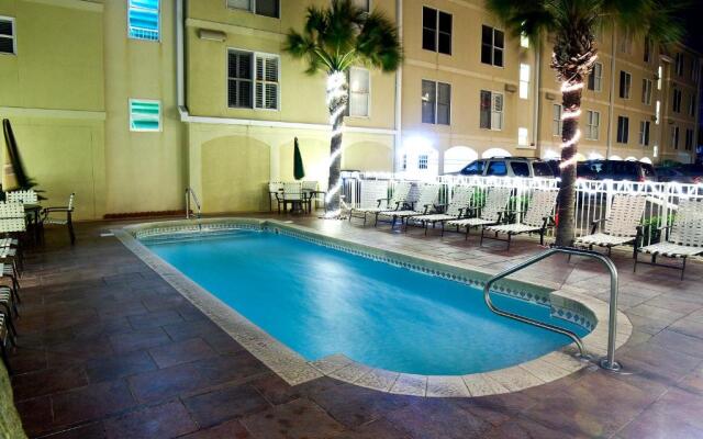 DeSoto Beach Hotel
