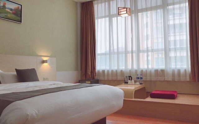 Wenxing Hotel (Zhuhai Xiangzhou Station Riyuebei Opera Theater)