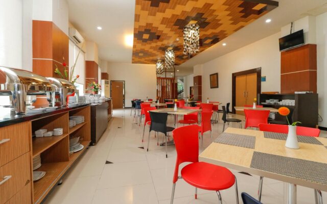 Tiatira Kencana Hotel