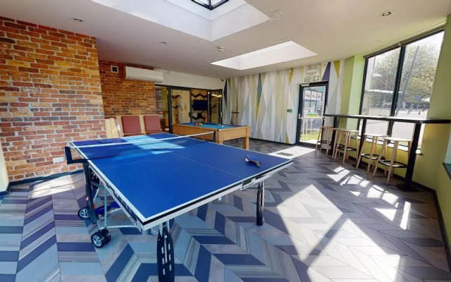 Opal Court