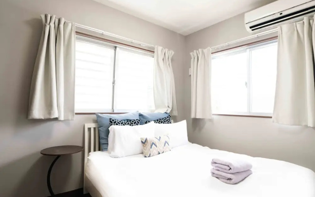 Loveokinawa-Namihira House – Guest Rooms – Yomitan