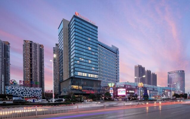 Ramada Plaza Wyndham Xiangyang Xiangzhou