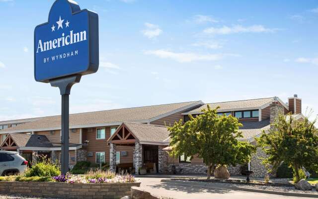 AmericInn by Wyndham Roseau