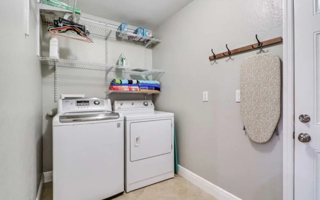 1506 SW 38th Street