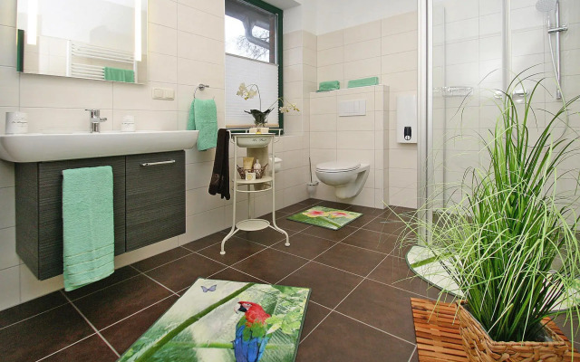 Country House by Lake Dummer With Rowing Boat