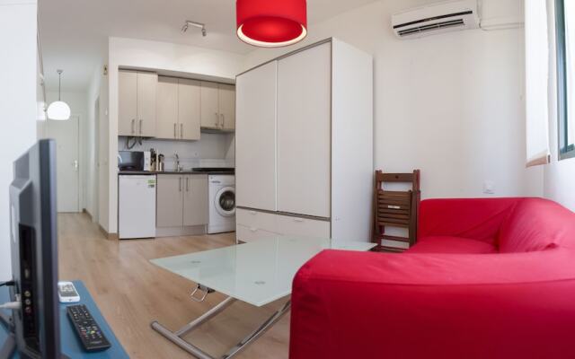 Acogedor estudio parking frente FIBES