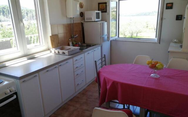 Marina Slano apartment