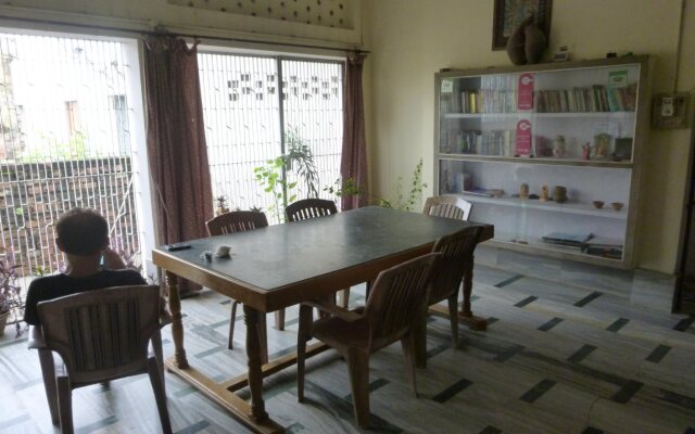 Khushi Paying Guest House