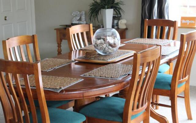 Royal Palms Papamoa Bed & Breakfast