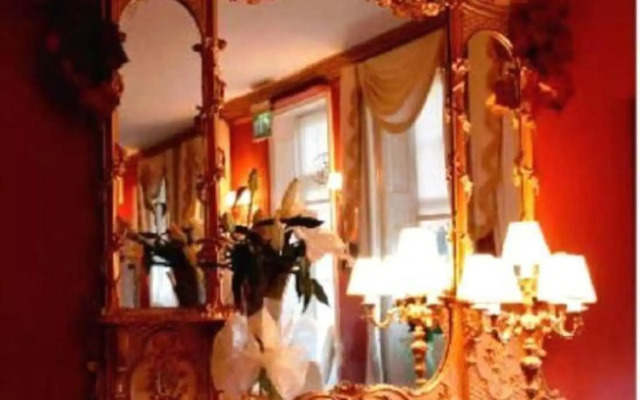 Rowley Manor Hotel