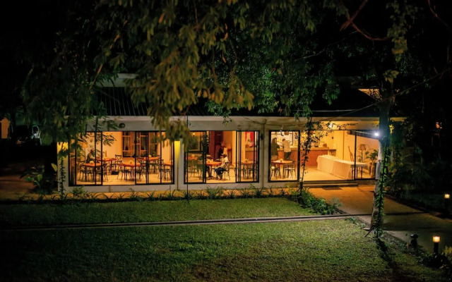 Waters Edge By Serendib