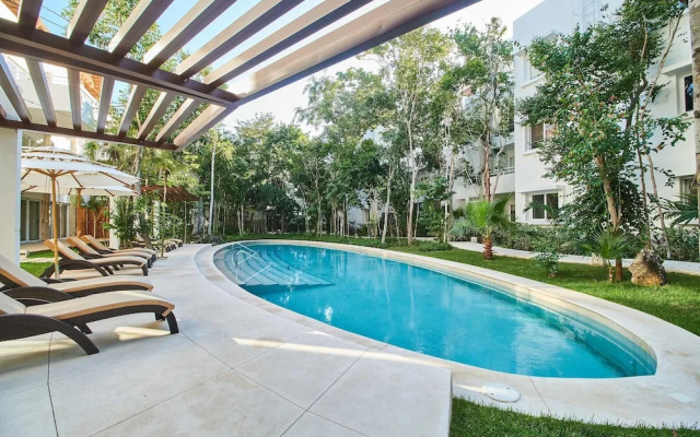Amazing Apartment With Pools Gym BBQ Yoga Deck