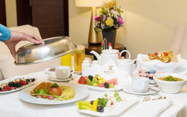 Bayat Hotels Company