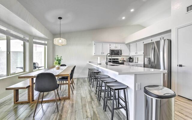 Pool, BBQ & Patio: Gilbert Getaway Near Golfing