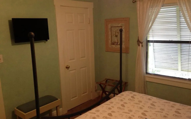 The Mango Inn Bed & Breakfast