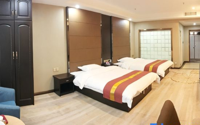 Holiday Inn Longhai Tower Zhonglou