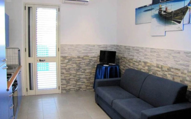 Bright Apartment Near Baia Verde Beaches