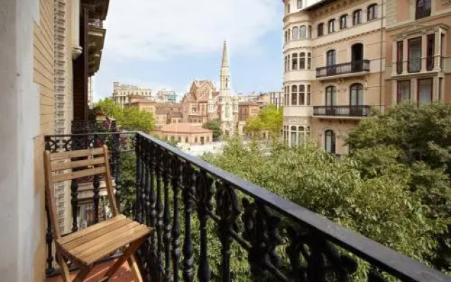 Beautiful apartment in Eixample