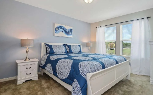 Family Friendly Four Bedrooms 5145