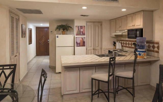 Princessa 1BR 305-v by Casago