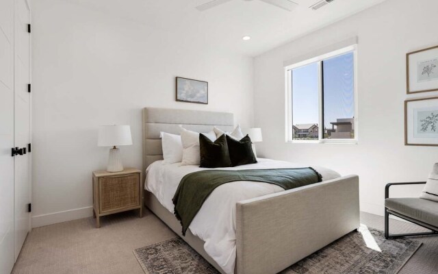 Sun-kissed Retreat 9 Bedroom Home