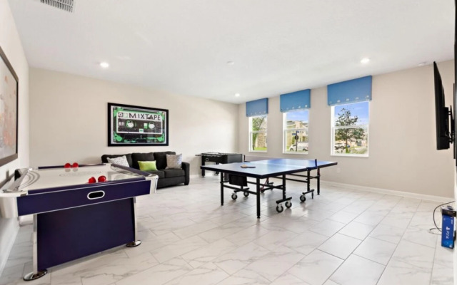 5BR ChampionsGate Town Home