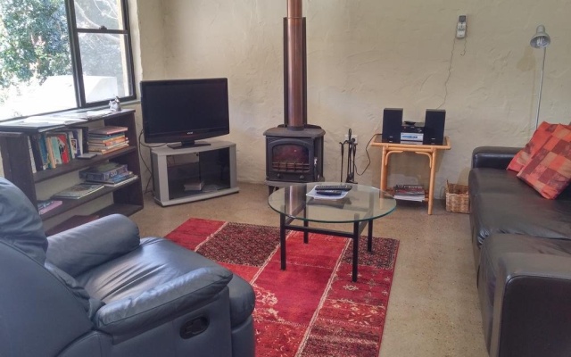 Milton Country Cottages – Guest Rooms – Yatte Yattah