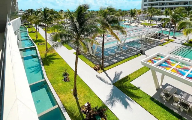 2BD Oceanview Suite Garza Blanca Cancun