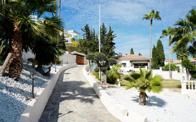 Huge Golf and Spa Mansion 8 min from Puerto Banus