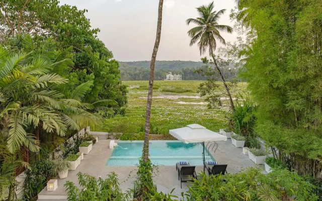 Loto Bianco by Hireavilla -4br w Pvt Pool Siolim