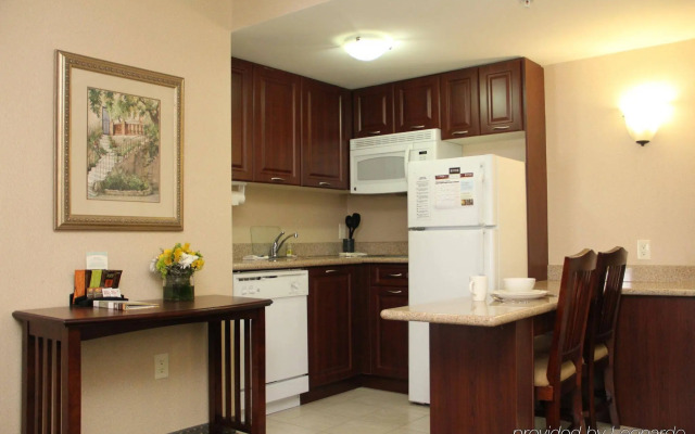 Staybridge Suites London by IHG