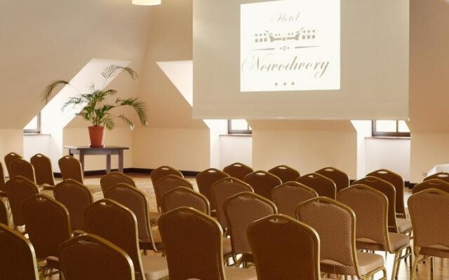 HOTEL NOWODWORY/ Usługi Budowlane - Hotelarstwo Iwona Morzy