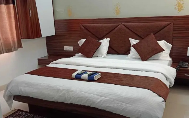 Hotel Shivalay Palace
