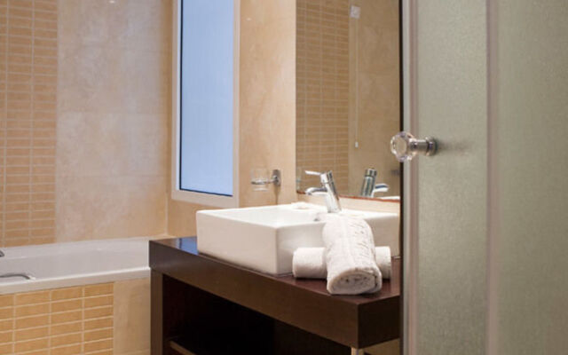 Sun Palace Hotel Resort & Spa