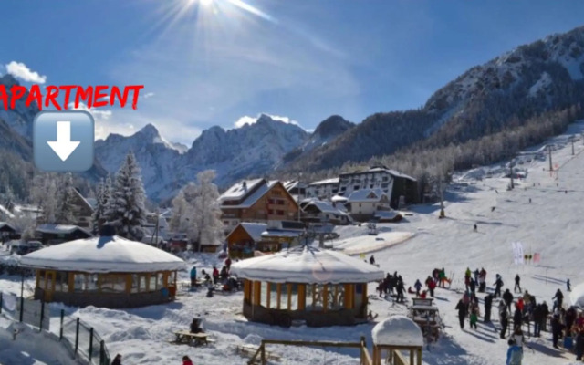 Vall’s apartment- by ski slopes