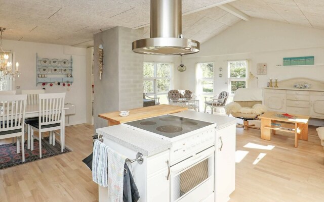 Enticing Holiday Home in Ålbæk near Beach