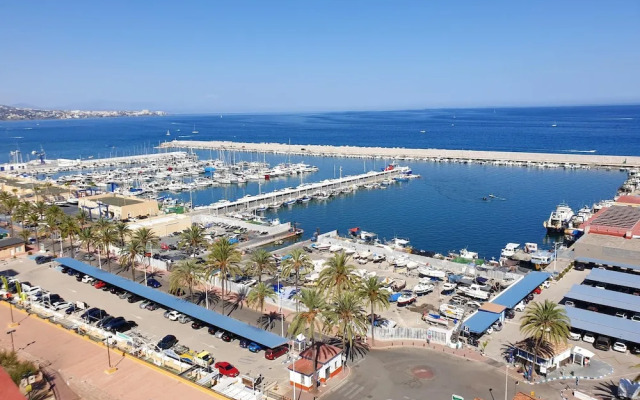 Studio in Fuengirola with wonderful sea view shared pool terrace