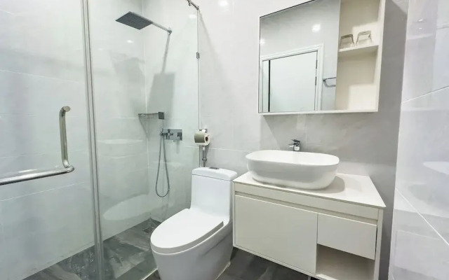 C-Hotel