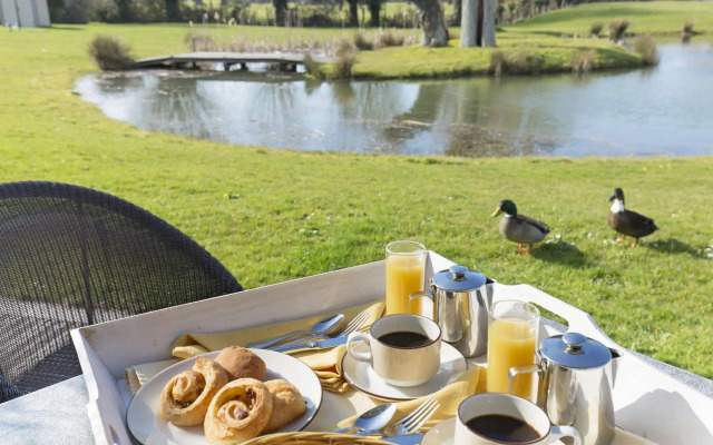 Hôtel Spa & Restaurant Les Saules