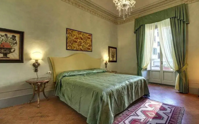 Piazza Salvemini Elegant