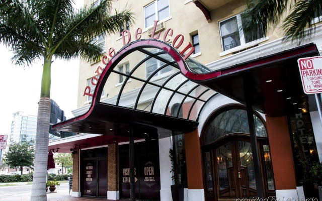 Ponce De Leon Hotel