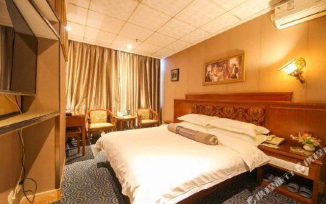 Jinhu Hotel