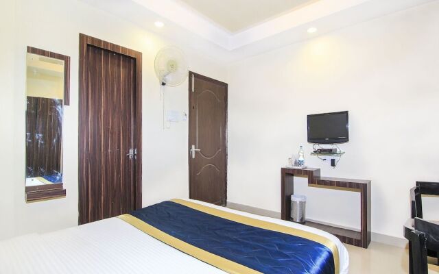 OYO 16897 Hotel Shubham Continental