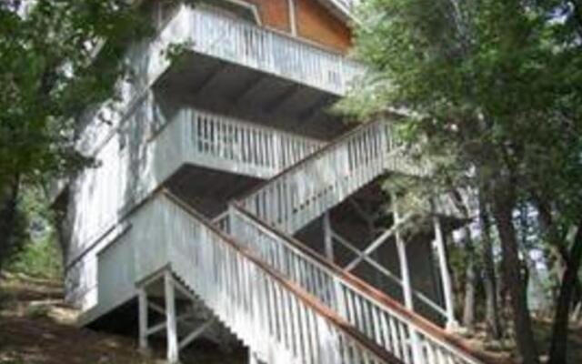 RedAwning Ski Big Bear Chalet